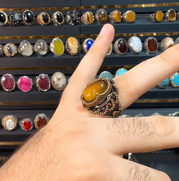 تفصيل حصري قطعة واحدة فقط خاتم من الفضة الإسترليني عيار 925 مرصع بأحجار كريمة طبيعية تفصيل حصري قطعة واحدة فقط خاتم من الفضة الإسترليني عيار 925 مرصع بأحجار كريمة طبيعية